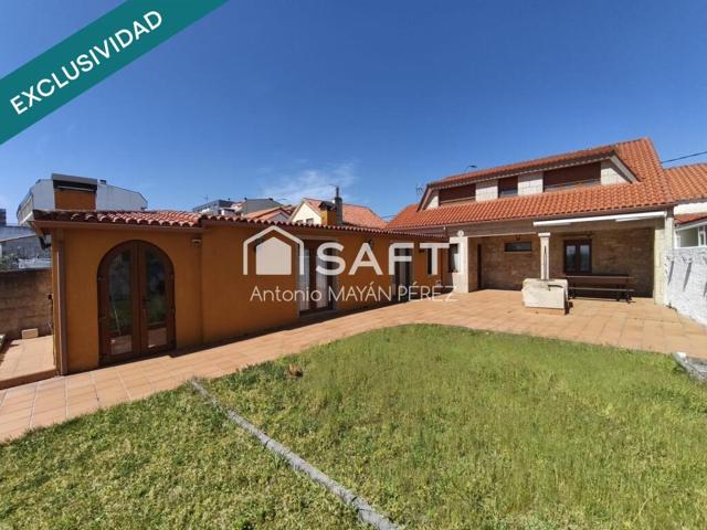 CASA EN VENTA EN PRIMERA LINEA DE PLAYA EN RIBEIRA photo 0