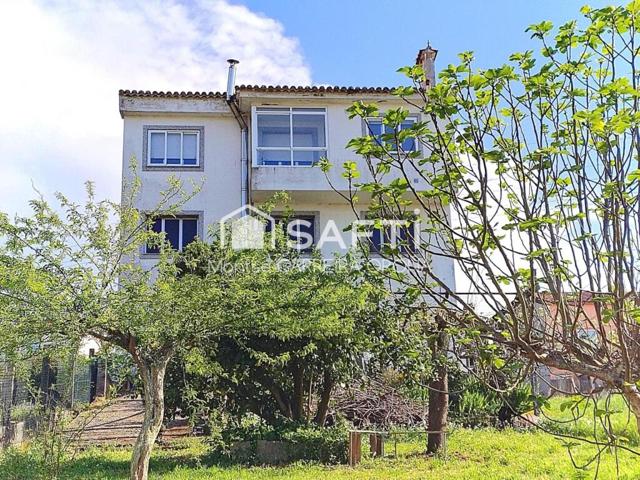 Casa independiente con jardín y vistas impresionantes en Santiago de Compostela. photo 0