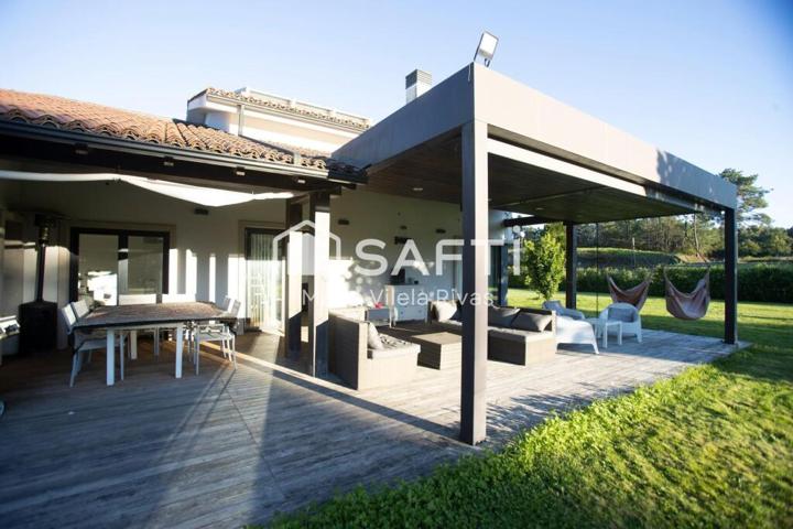 SAFTI, vende esta magnifica propiedad a pocos kilómetros de Santiago de Compostela. photo 0