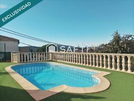 Magnífica casa unifamiliar con piscina en venta en Aiguaviva Parc photo 0