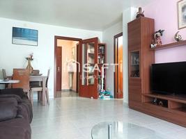 Precioso piso en última planta con 4 habitaciones photo 0