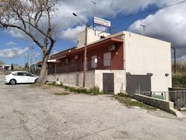 ¿Te gustaría ser propietario de un restaurante con un gran almacén o garaje? photo 0