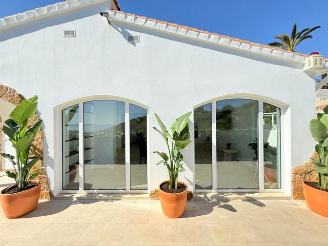 Villa En venta en Torrox photo 0