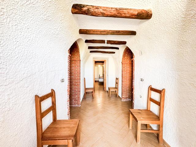 ¡Tu Refugio Perfecto en Granada! Casa-Cueva Encantadora en Los Olivos, Castilléjar photo 0