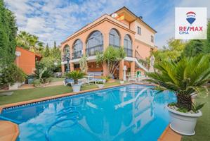 Chalet de Lujo: Un Oasis de Confort y Elegancia photo 0