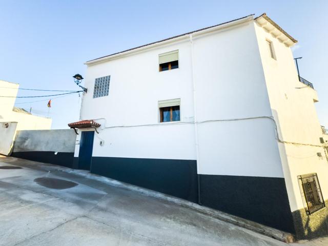 SE VENDE CASA Y APARTAMENTO INDEPENDIENTE EN CÚLLAR BAZA photo 0