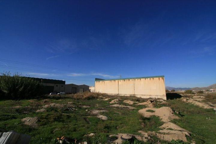 SOLAR INDUSTRIAL EN ATARFE photo 0
