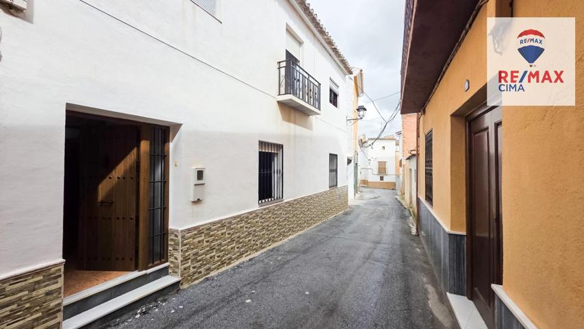 Casa en Caniles con 6 Dormitorios photo 0