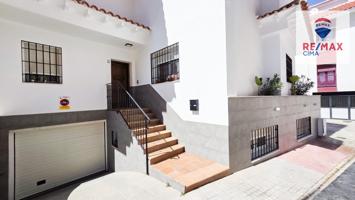 Casa en venta en Baza photo 0