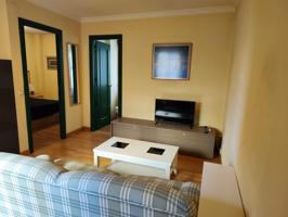 ¡Se alquila precioso apartamento de 1 dormitorio en el centro de Granada! photo 0