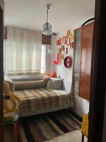 ¡Piso de alquiler ideal para estudiantes en Granada – Zona San Ildefonso! photo 0