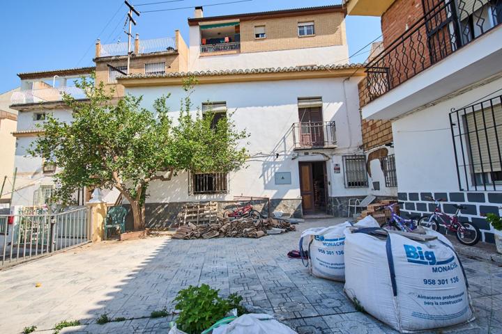 Casa en Huetor Vega photo 0