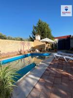 Se vende casa con terreno y piscina en El Margen. Cúllar. Granada. photo 0