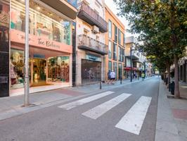 Local En venta en Palamós photo 0