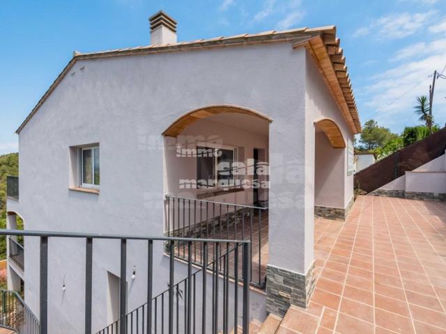 Piso En venta en Begur photo 0