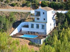 Piso En venta en Begur photo 0