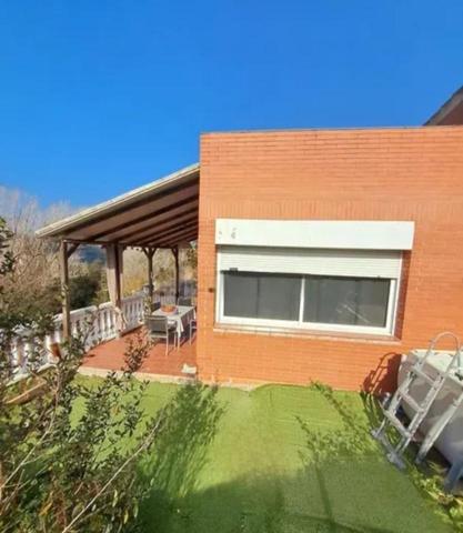 CASA CHALET INDEPENDIENTE SANTS FOST DE CAMPSENTELLES photo 0