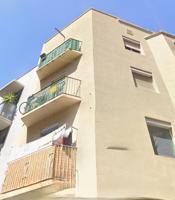 Edificio completo en venta en L&#x27;Hospitalet de Llobregat photo 0