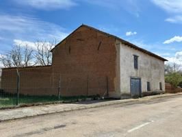 NUEVA OPORTUNIDAD. CASA DE PUEBLO PARA REFORMAR CON PATIO Y HUERTA photo 0