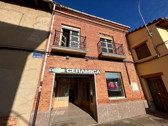 EXCELENTE OPORTUNIDAD PARA IMPLANTAR TU NEGOCIO Y- O VIVIENDA. photo 0