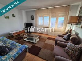 Piso en Almanza de tres habitaciones con tres balcones photo 0