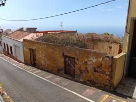 Casa con Solar urbano a reformar en La Matanza photo 0