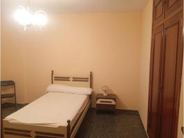 se vende piso en buena zona photo 0