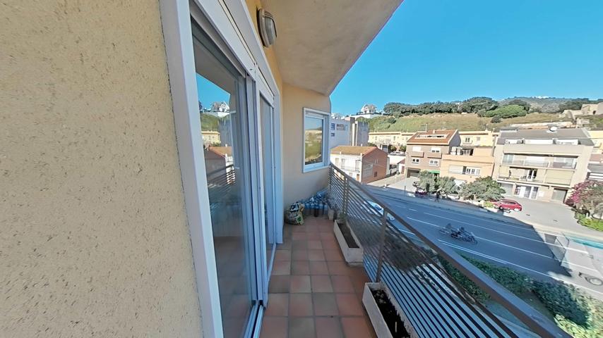 Piso En venta en Pineda de Mar photo 0