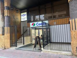 Local En venta en Calella photo 0