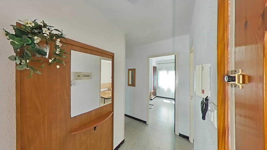 Piso En venta en Pineda de Mar photo 0