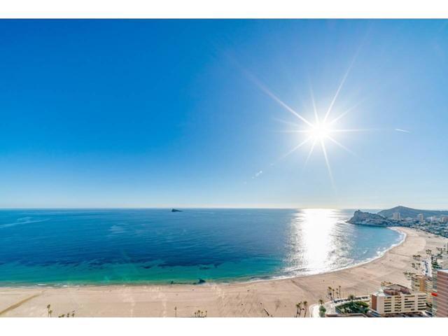 Apartamento en Playa de Poniente. photo 0