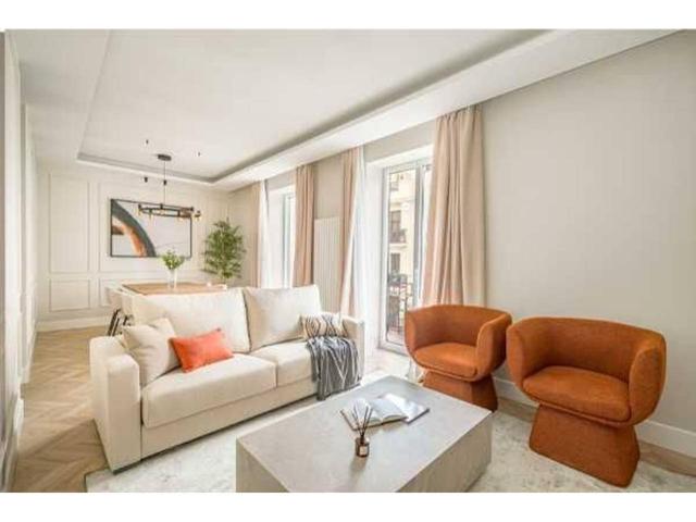 Piso En venta en Madrid photo 0