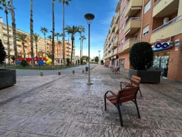 Apartamento 3 dormitorios 109 m2 alado del puerto y del centro todo exterior récien reformado aparcamiento y trastero photo 0