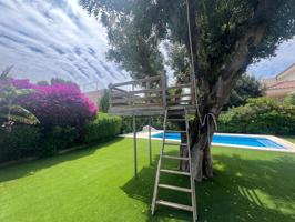 Villa En venta en Mutxamel photo 0
