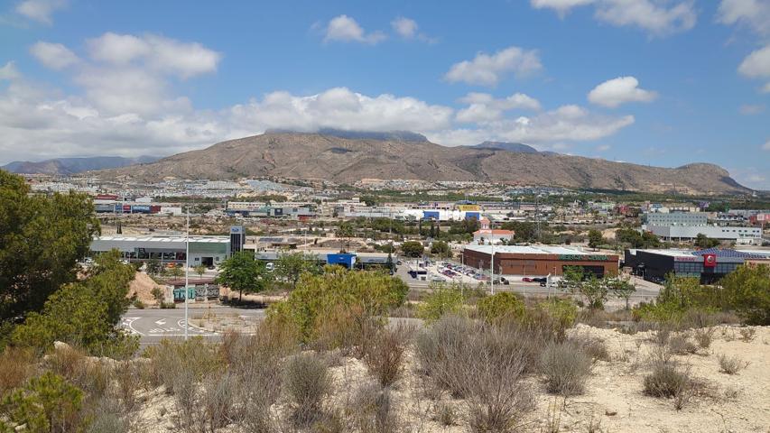 Terrenos Edificables En venta en Villajoyosa-La Vila Joiosa photo 0