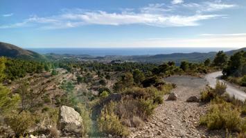 Terrenos Edificables En venta en Finestrat photo 0