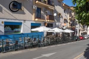 Se vende céntrico Bar Restaurante de 92 m2 en La Zubia photo 0