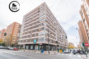 ¡Descubre tu nuevo hogar en el corazón de la ciudad! photo 0