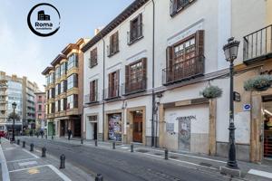 ¡Descubre tu nuevo hogar en el encantador barrio del Realejo, en el corazón de Granada! photo 0