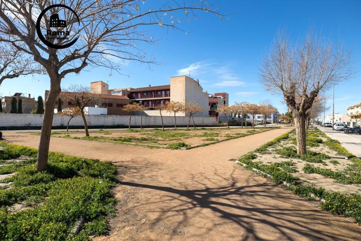 Terreno Urbano de 210 m² en Calle Ebro, Churriana de la Vega photo 0