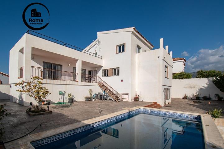 ¡Bienvenido al hogar de tus sueños en los altos de La Zubia! photo 0