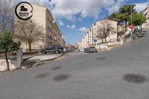 PONEMOS A LA VENTA ESTE MAGNÍFICO PISO DE 3 HABITACIONES Y DOS BAÑOS EN UNA ZONA PRIVILEGIADA! photo 0