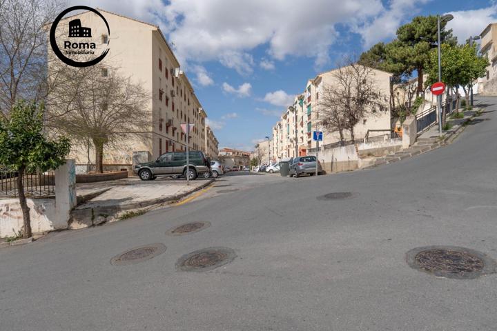 PONEMOS A LA VENTA ESTE MAGNÍFICO PISO DE 3 HABITACIONES Y DOS BAÑOS EN UNA ZONA PRIVILEGIADA! photo 0