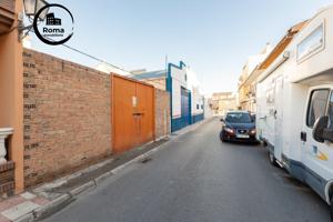 SOLAR EN ARMILLA JUNTO AL CENTRO DE SALUD photo 0