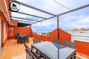 Precioso ático con gran terraza en Calahonda. photo 0