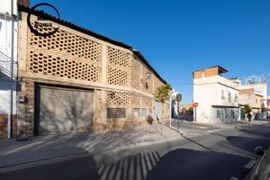 SOLAR URBANO EN ARMILLA photo 0