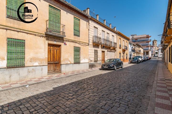 CASA SEÑORIAL EN EL CENTRO DE PINOS PUENTE. photo 0
