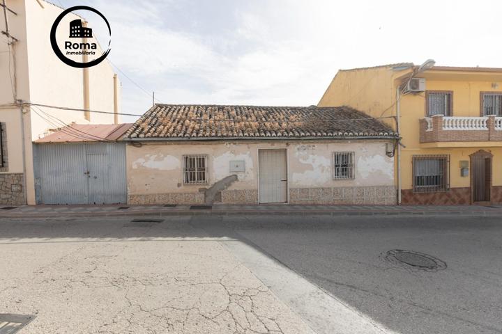 Casa En venta en Atarfe, Atarfe photo 0