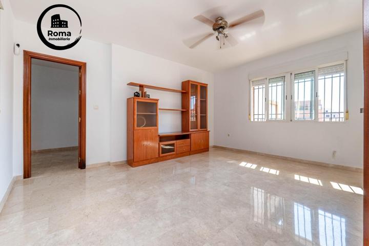 PISO EN VENTA - CENTRO ATARFE photo 0