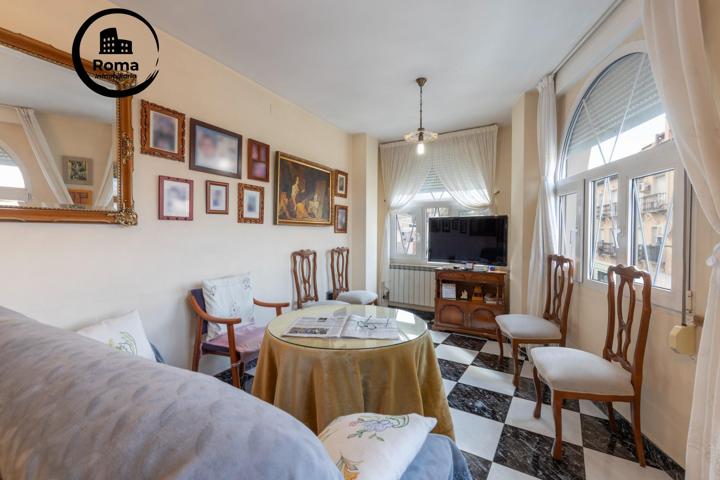 Casa independiente, terraza en ático y locales photo 0